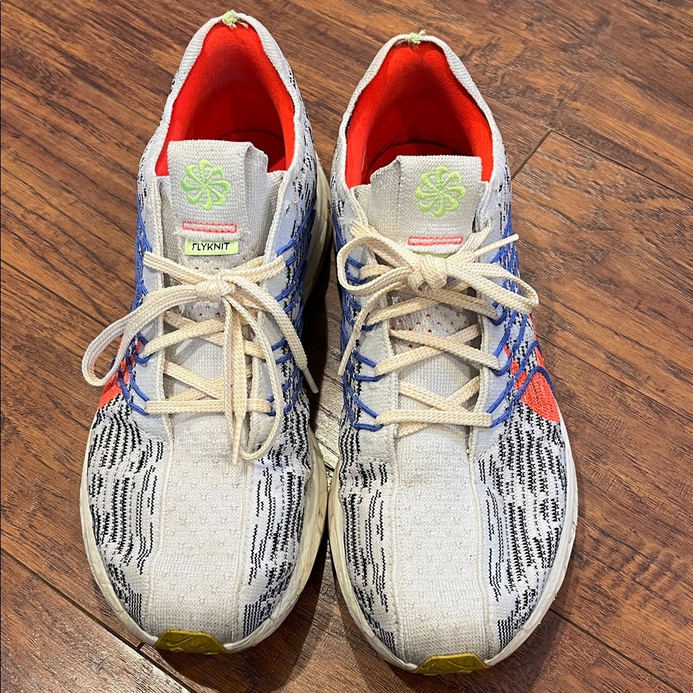 Nike ZoomX Running Shoes - Picture 3 of 9